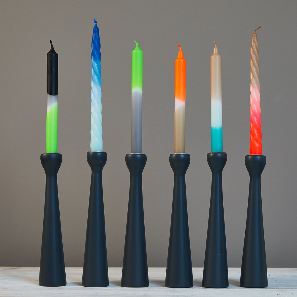 Kerzenständer aus Holz von KINTA