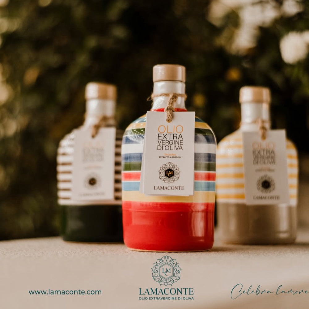 Olivenöl in einer Keramikflasche, Serie DEMETRA, made in Italy