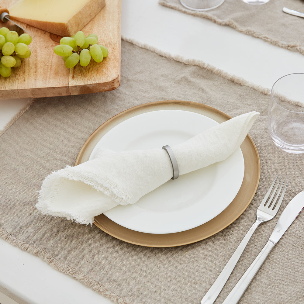 Serviette mit Fransen