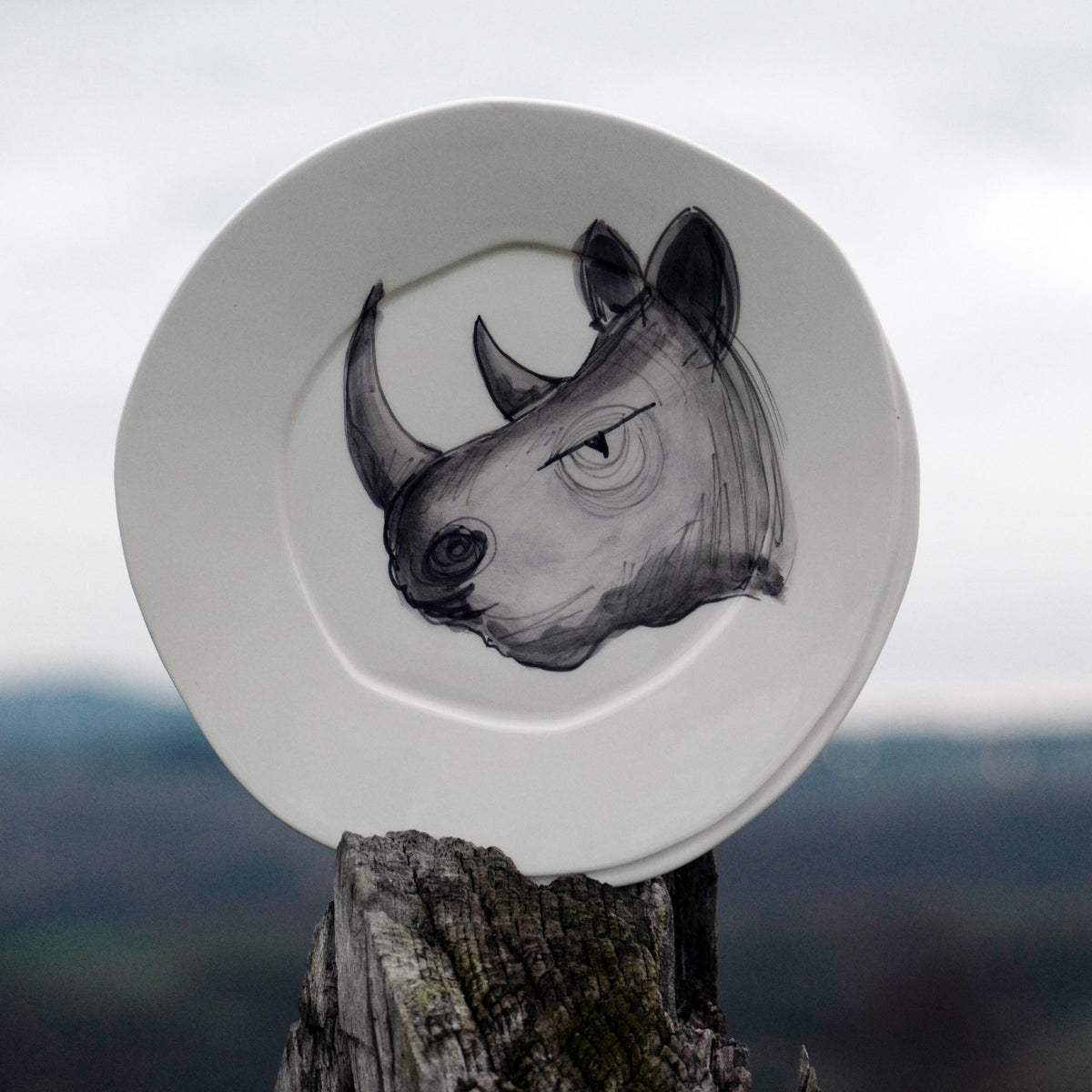 Essteller "Nashorn", Handarbeit aus Italien